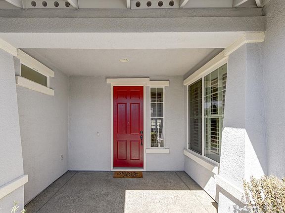 3rd image of 644 Rustic Ranch Ln