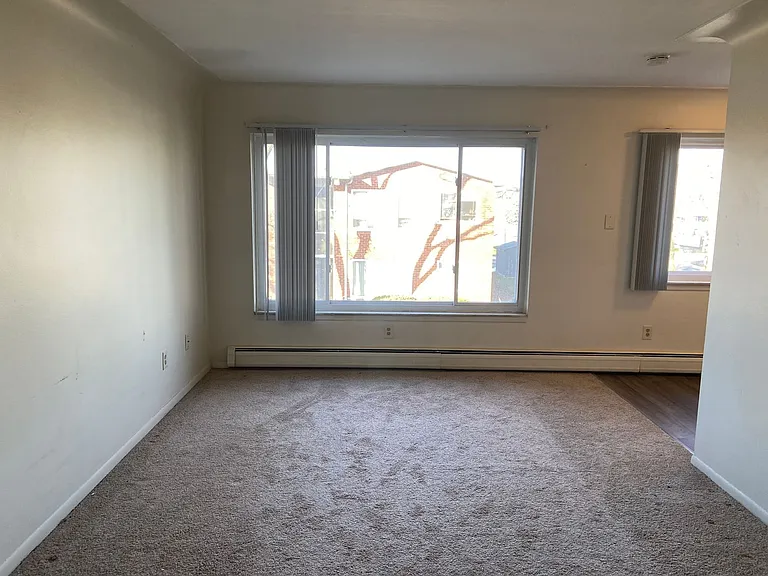 8310 Hall Rd — Photo 21