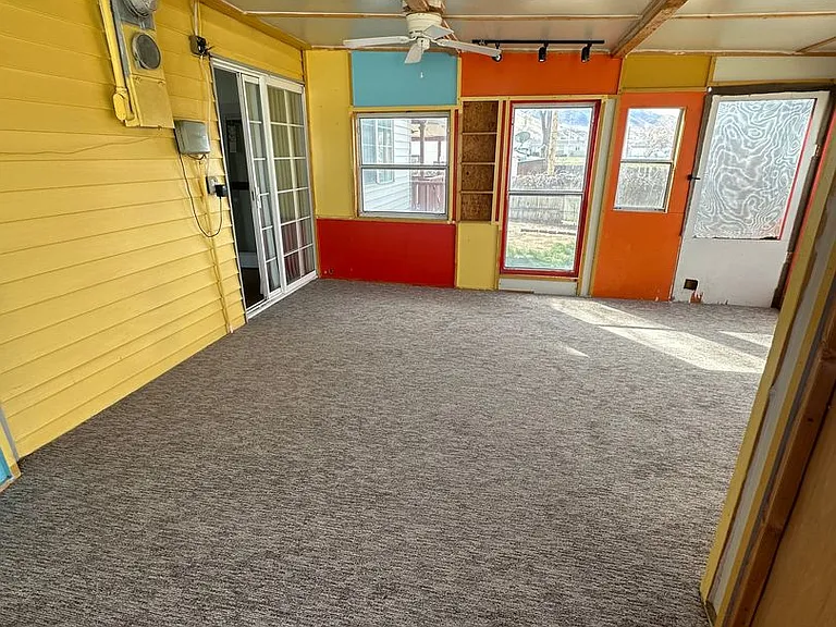 646 South Coleman Street — Photo 19