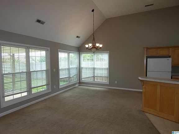 3rd image of 164 Camden Lake Dr