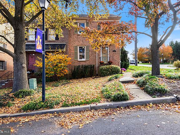 3rd image of 1900 Dorcas Ln