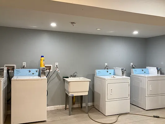 Rented by OT Real Estate | media 9