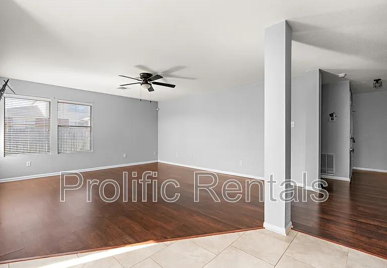 3308 Catalina Dr — Photo 12