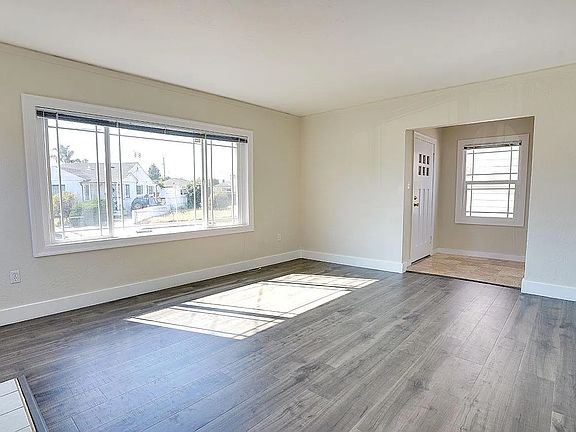 2nd image of 1500 Plaza Dr