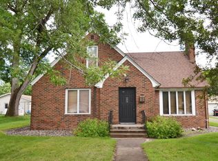 435 3rd Ave NW, Milaca, MN 56353