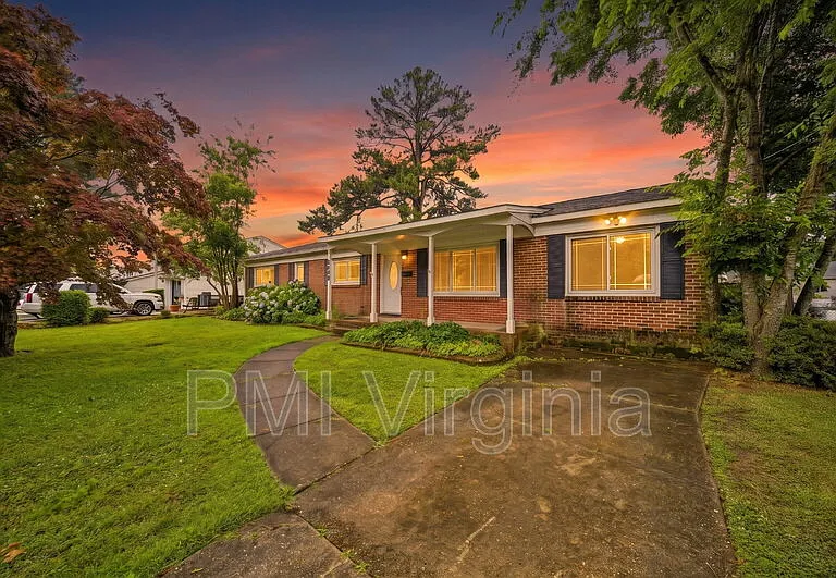5389 Susquehanna Dr — Photo 1