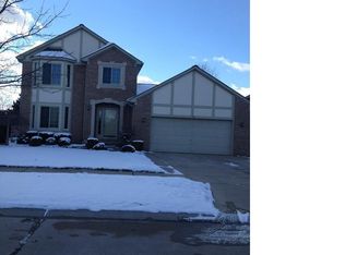 33789 Pineview, Fraser, MI 48026