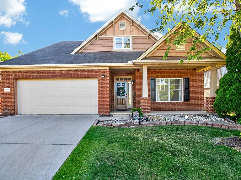 7339 Autumn Crossing Way — Photo 9