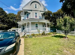 235 Oak St, Brockton, MA 02301