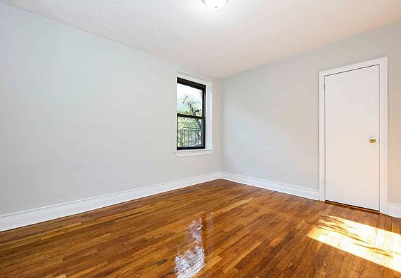 4th image of 4305 47th St #A/43