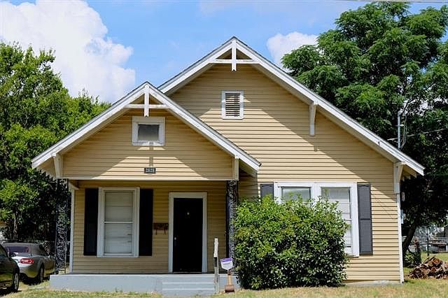 1st image of 2828 Canton Dr