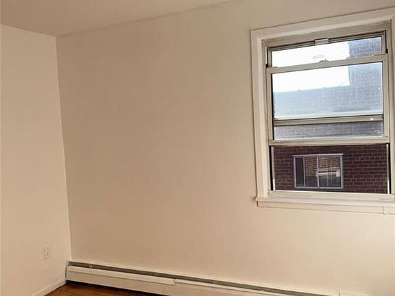 5th image of 1253 E 72nd St Floor 2