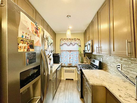 5th image of 15-45 159th St #1