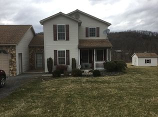 137 Randall Dr, Sunbury, PA 17801