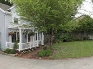 16813 SW Hargis Rd, Beaverton, OR 97007