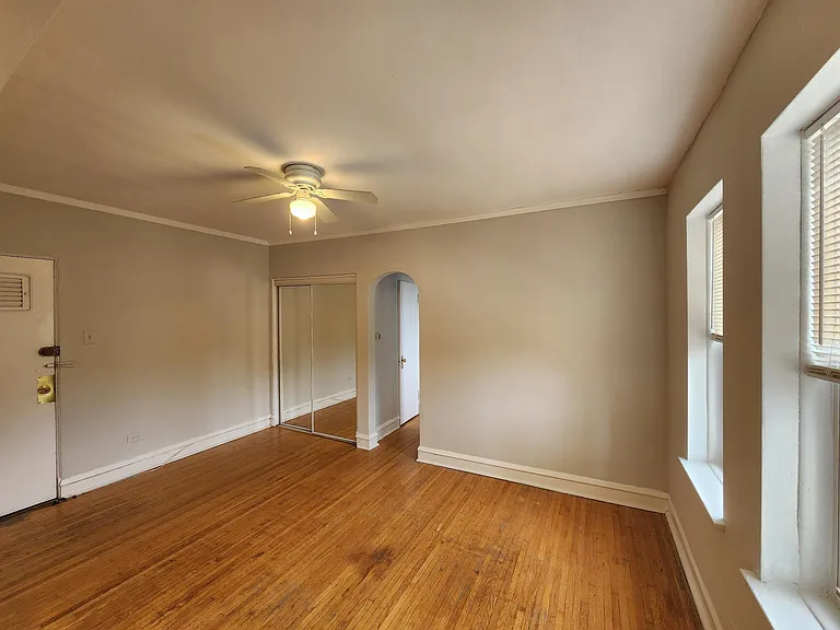 5015 N Wolcott Ave #404 — Photo 19