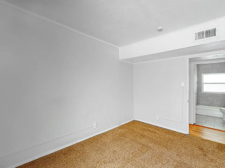 1770 Willow St — Photo 16