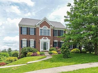 5025 Stags Leap Ln, Coraopolis, PA