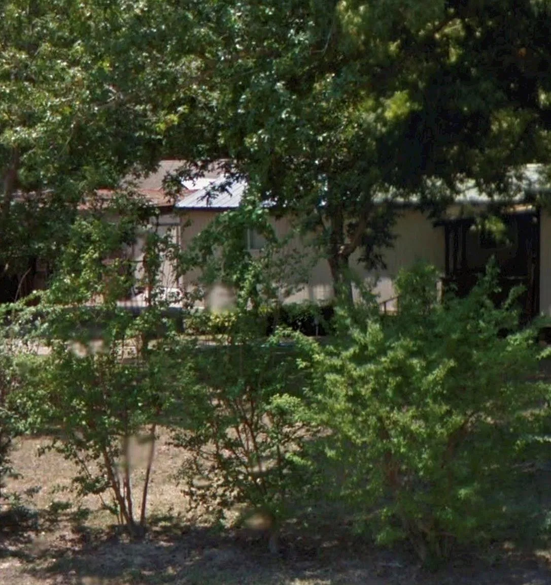 Studio, $7,500 — Photo 4