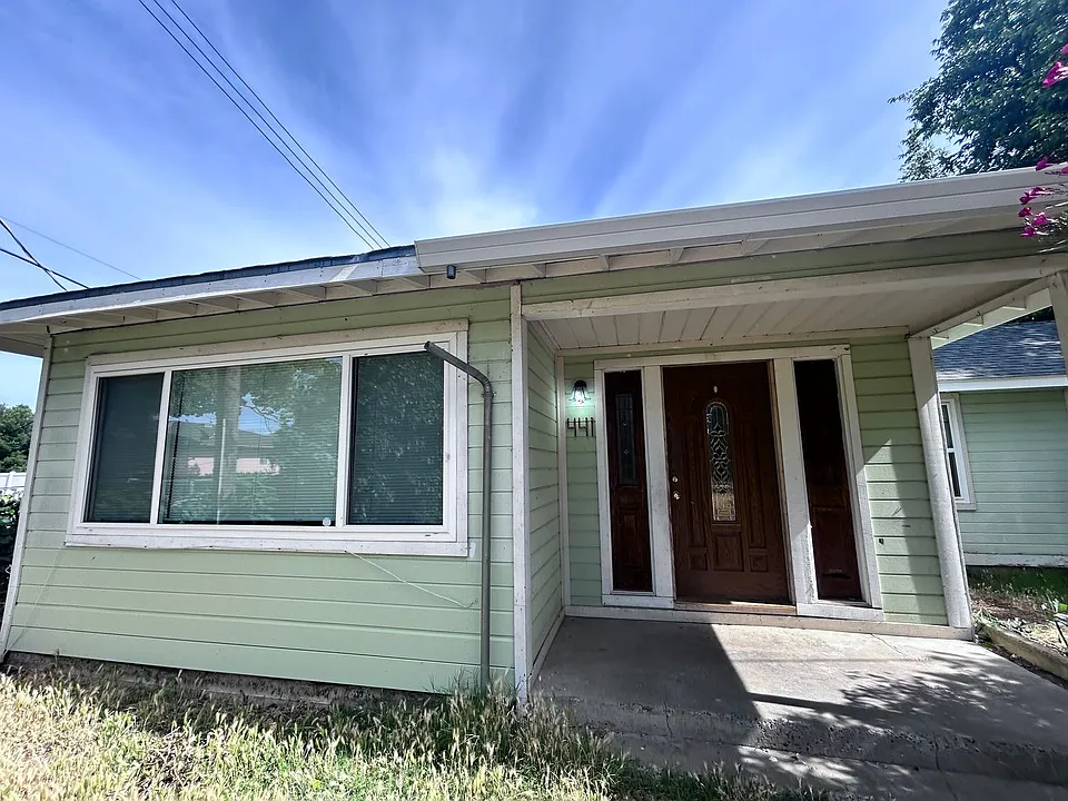441 Haggin Ave