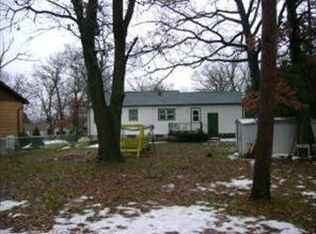 8922 Pine Ave, Wonder Lake, IL 60097