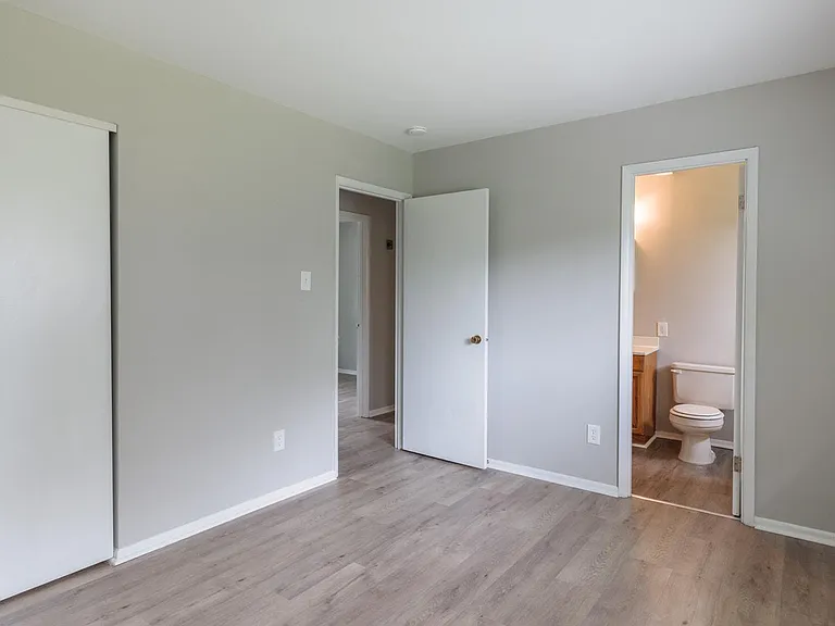 3008 Oriental Dr — Photo 13