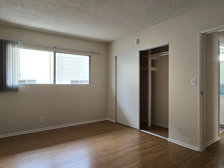 925 N Garfield Ave #4 — Photo 8
