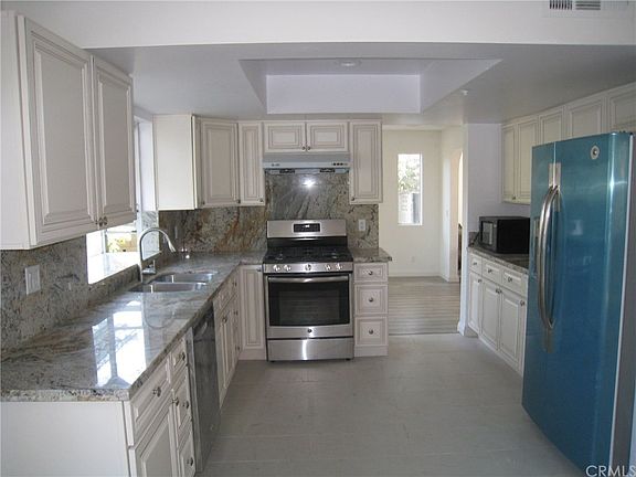 5th image of 1432 Palm Ave #2