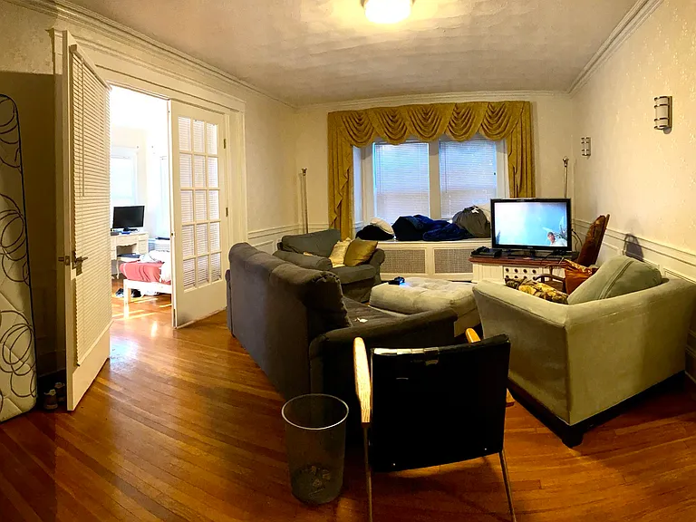 200 Commonwealth Ave #2 — Photo 14