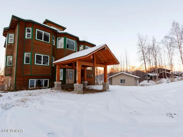 18699 Stonehill Dr, Eagle River, AK 99577