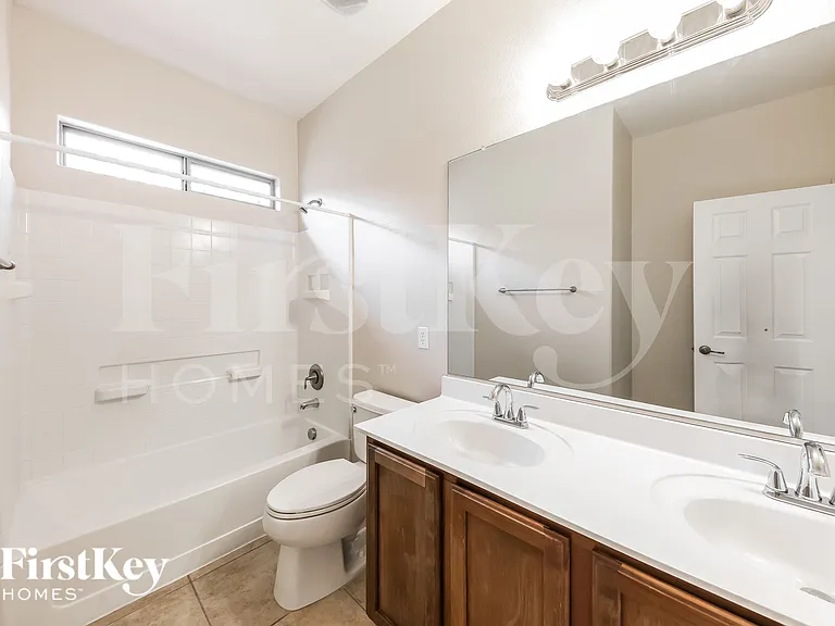25942 N 54th Ave — Photo 14