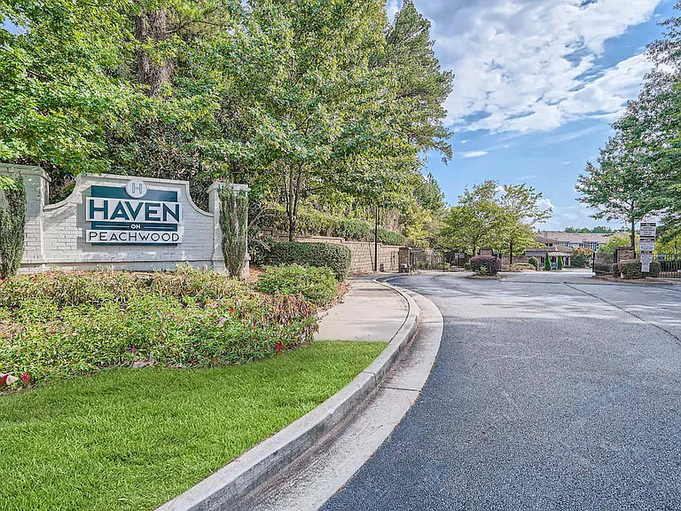 Haven on Peachwood — Photo 37