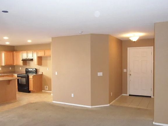 3rd image of 4100 E Lambeth Pl