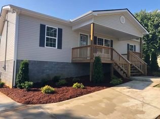 505 E Barton Ridge Rd, Greeneville, TN 37745