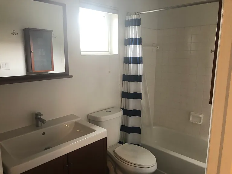925 Stubblefield Ln — Photo 8