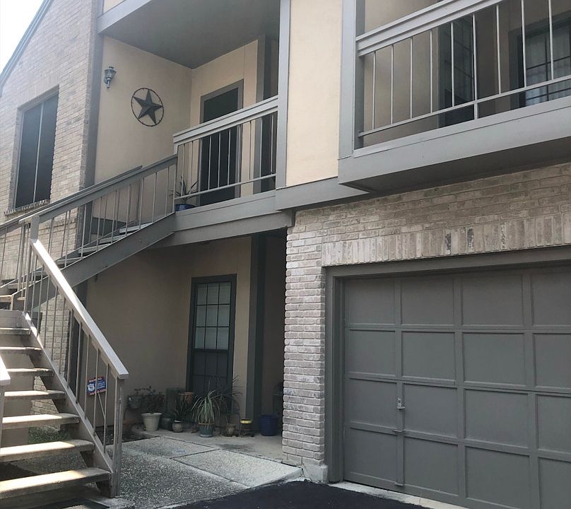 1st image of 11839 PARLIAMENT ST #2324