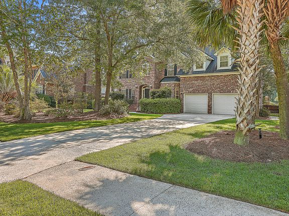 5th image of 4411 Wild Thicket Ln