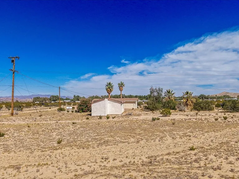 4611 Oasis Ave — Photo 37
