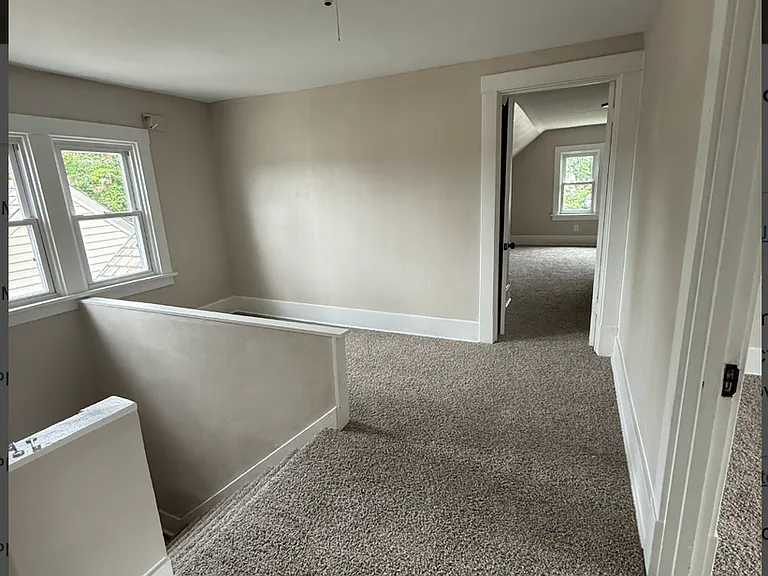 1100 Kenneth Ave — Photo 20