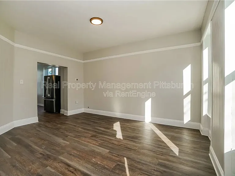 2123 Sidney St — Photo 6
