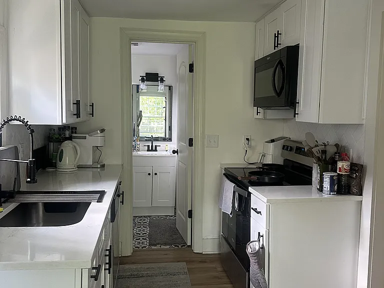 2034 Beech Ave — Photo 8