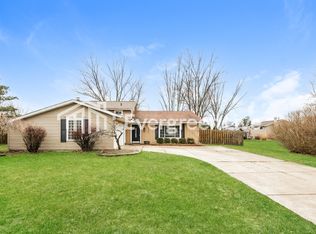 20567 Hemlock Cir, Strongsville, OH