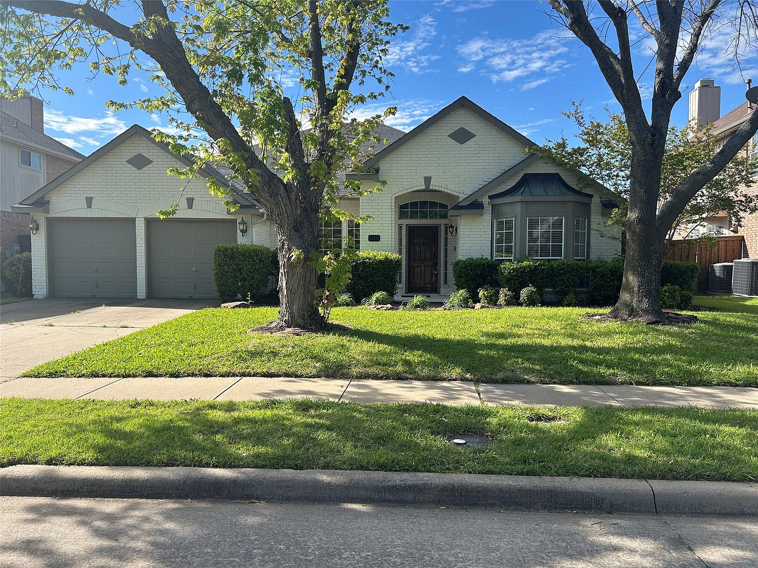 11313 Alexandria Dr