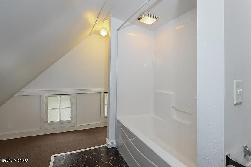 Bathroom full bath