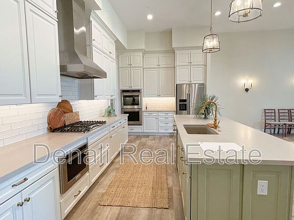 4th image of 2660 E Longhorn Ct