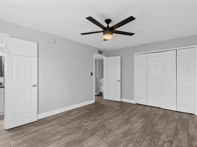 1938 Conway Rd #7 — Photo 9