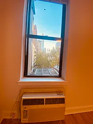 Rented by Metropolis Real Estate of Manhattan