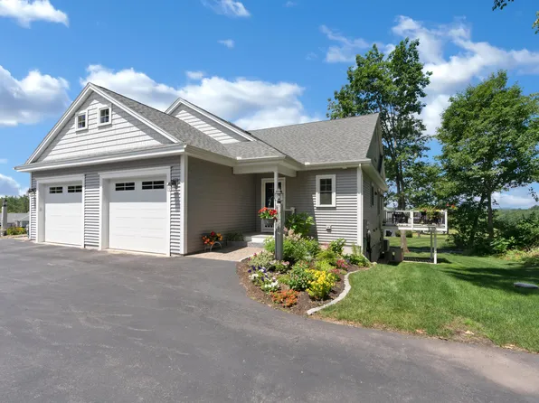 25 Callaway Drive #25B, Gray, ME 04039