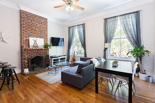 Rented by Engel and Völkers Brownstone Brooklyn | media 7