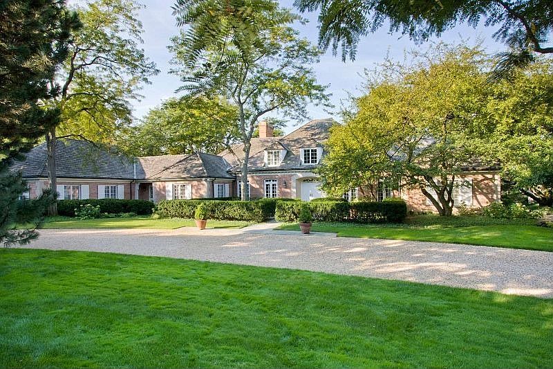 1st image of 50 Hawthorne Ln